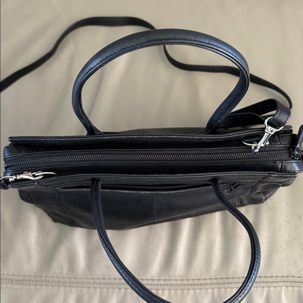 Derek Alexander Black Leather Crossbody Handbag - Picture 6 of 8
